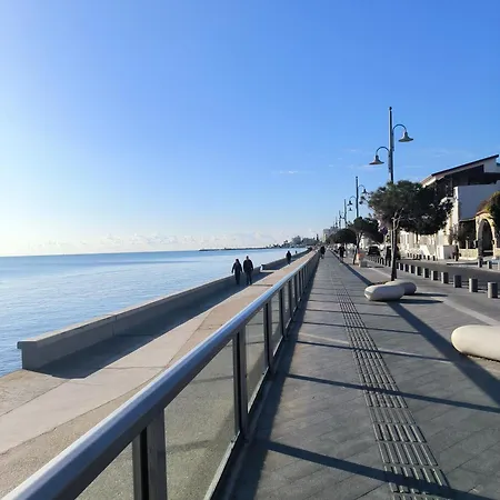 2 Bedroom Brand New Mc Kenzie 2 Minute To The Mc Kenzie דירה