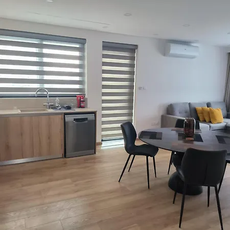 2 Bedroom Brand New Mc Kenzie 2 Minute To The Mc Kenzie Διαμέρισμα Λάρνακα