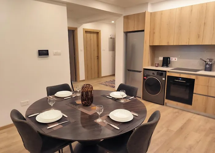 2 Bedroom Brand New Mc Kenzie 2 Minute To The Mc Kenzie Διαμέρισμα Λάρνακα