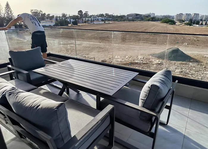 2 Bedroom Brand New Mc Kenzie 2 Minute To The Mc Kenzie * Λάρνακα